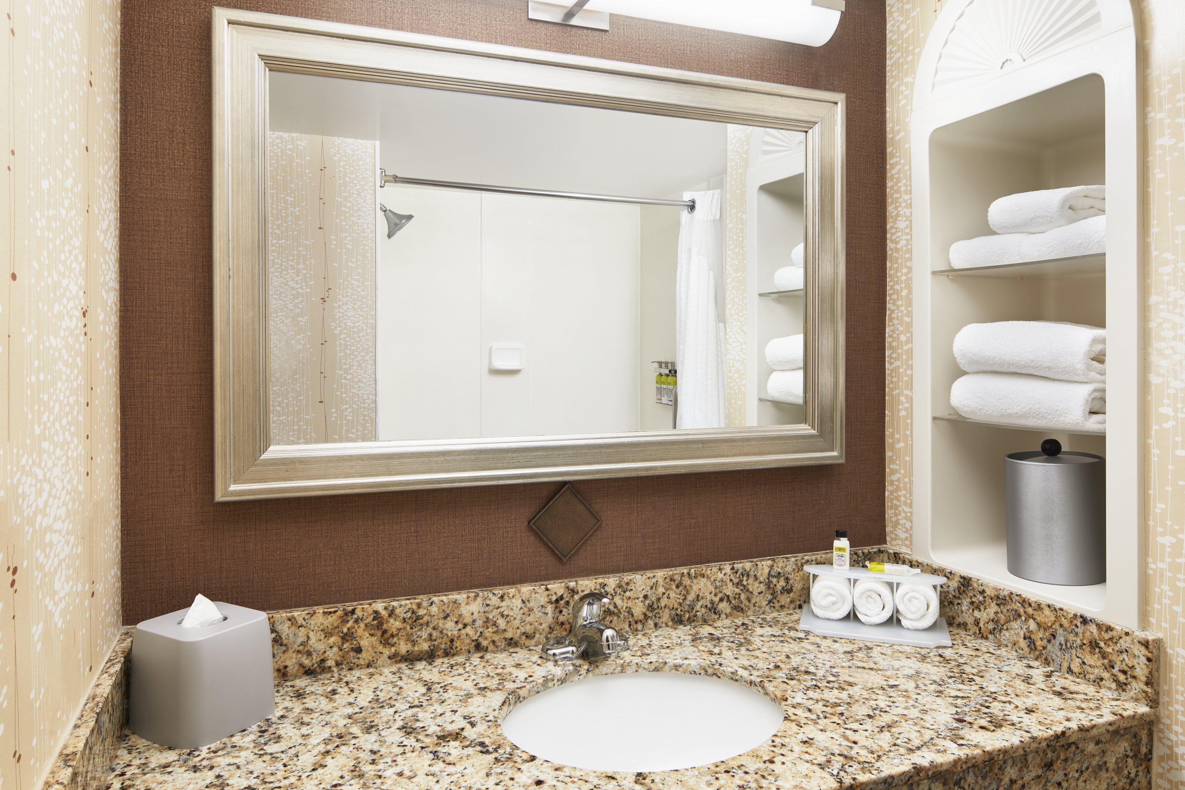 Holiday Inn Express & Suites I-26 & Us 29 At Westgate Mall By Ihg Spartanburg Exterior foto