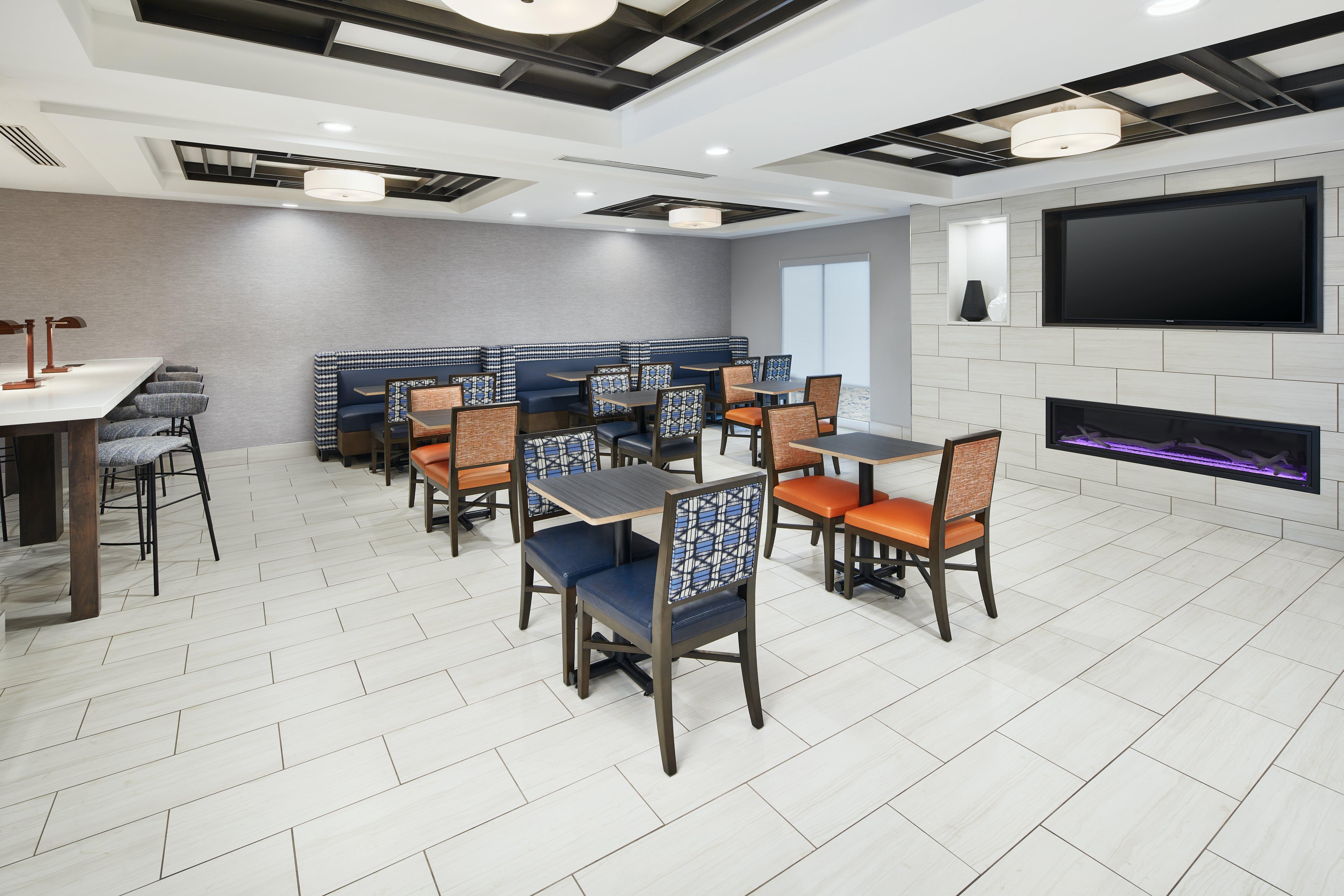 Holiday Inn Express & Suites I-26 & Us 29 At Westgate Mall By Ihg Spartanburg Exterior foto
