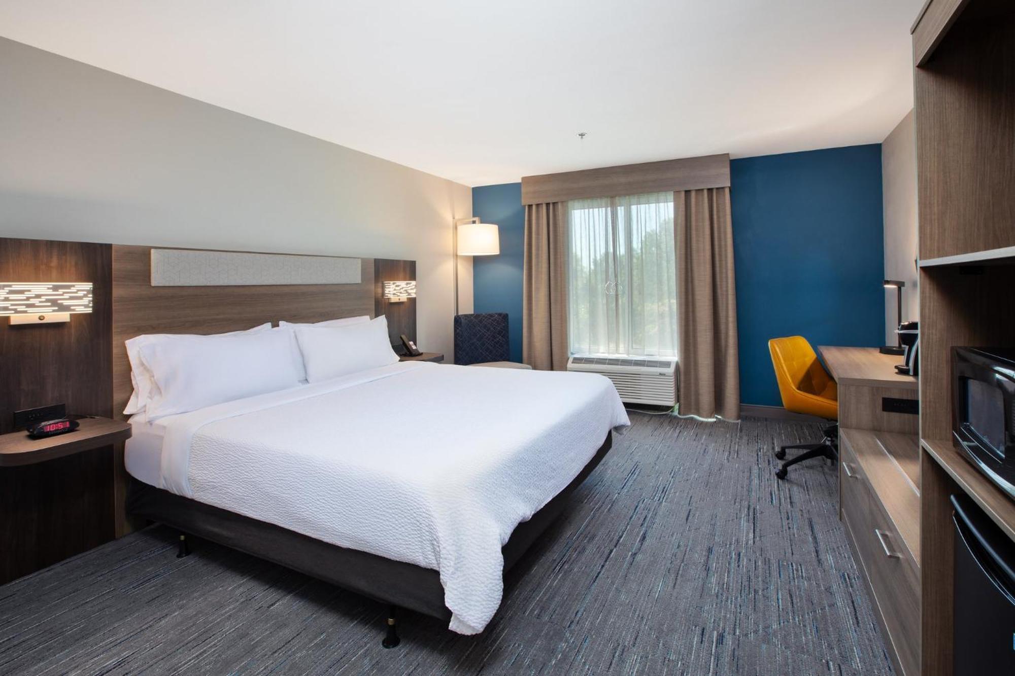 Holiday Inn Express & Suites I-26 & Us 29 At Westgate Mall By Ihg Spartanburg Exterior foto